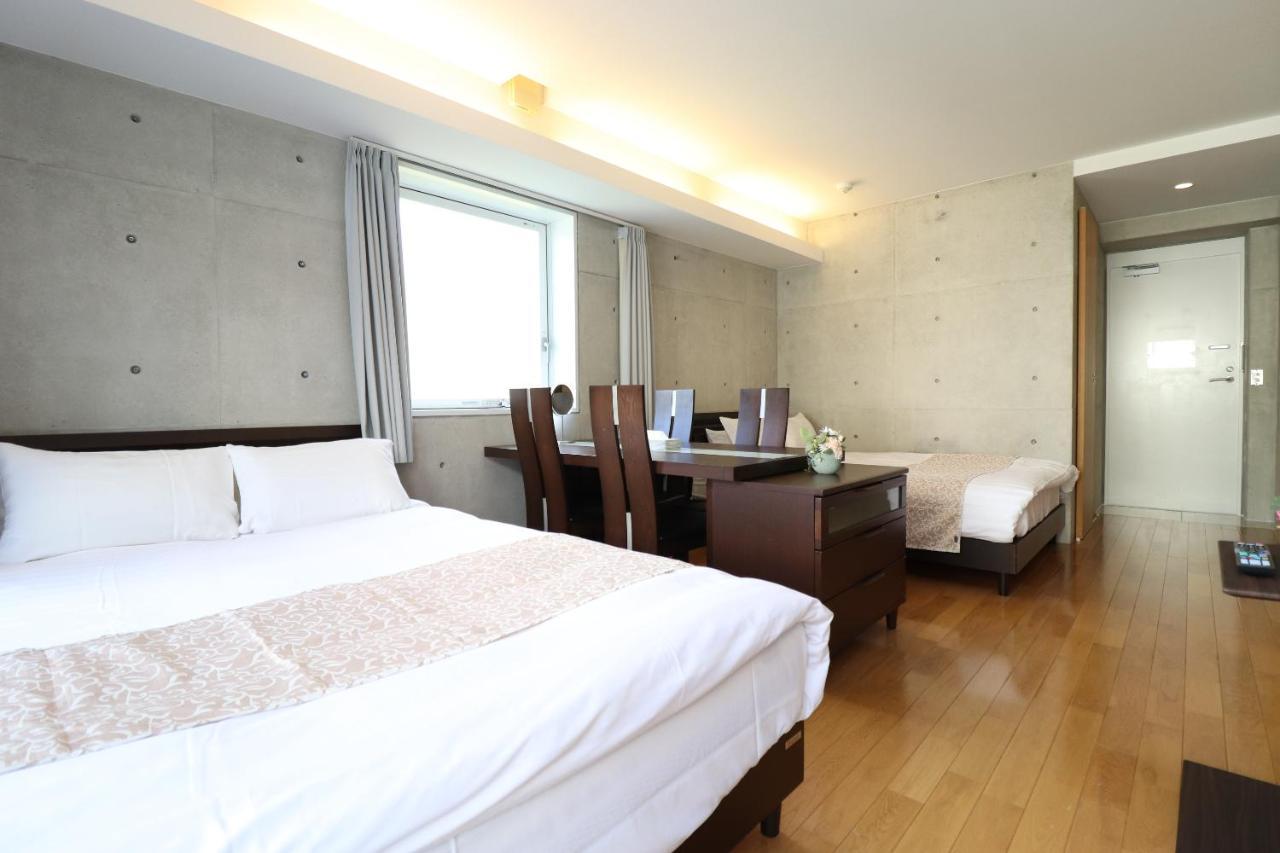 Ideal Tennoji Osaka Bagian luar foto